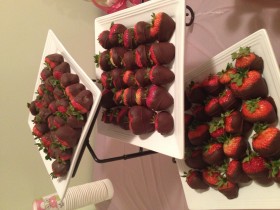 Chocolate Dipped Strawberries 