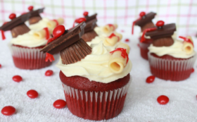 Graduation Red Velvet Cupcake 