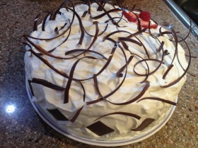 Cool Chocolate Cake with Chocolate Swirls 