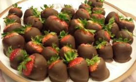 Strawberry Dipped Strawberries 